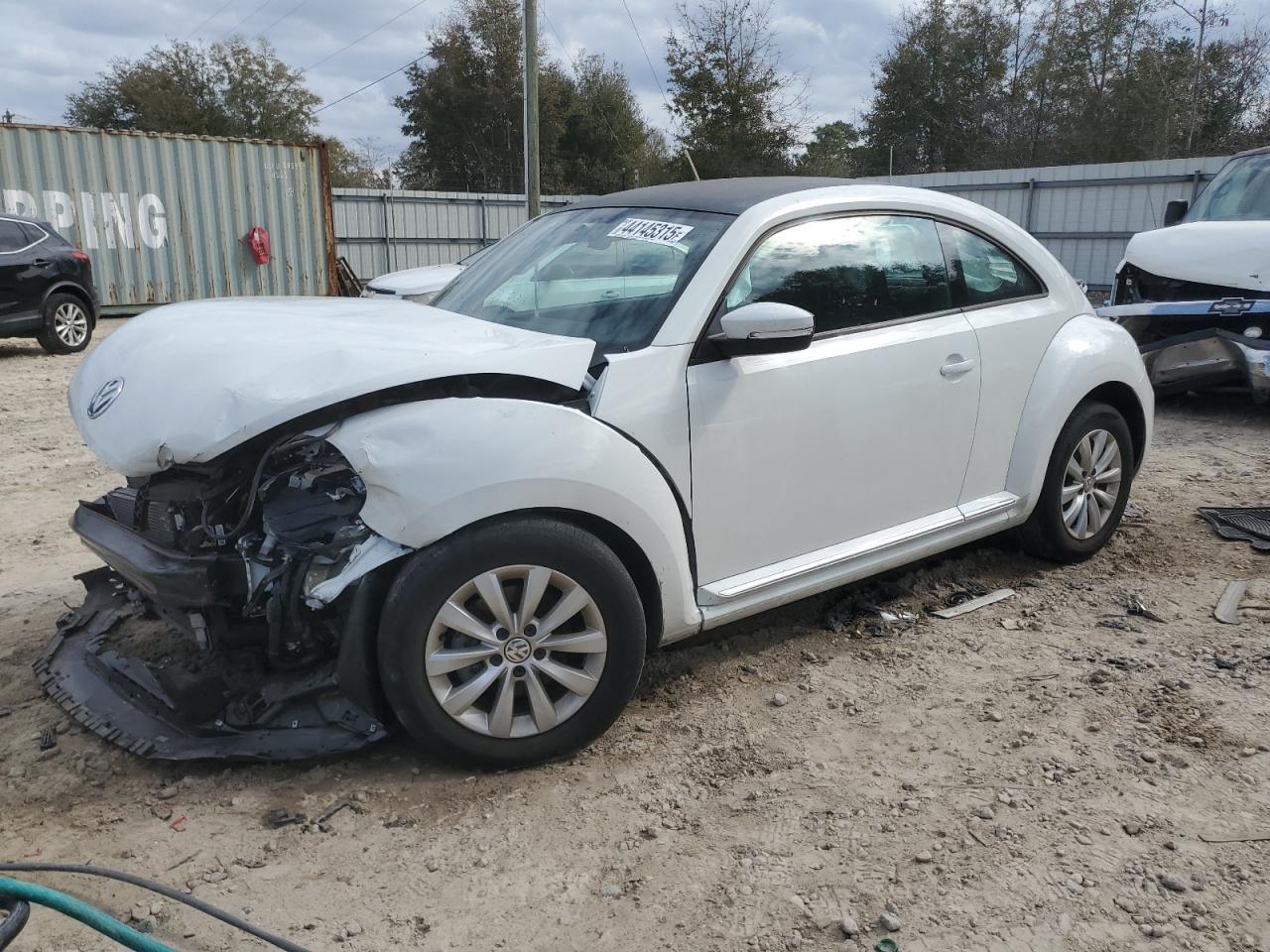 VOLKSWAGEN BEETLE S 2019