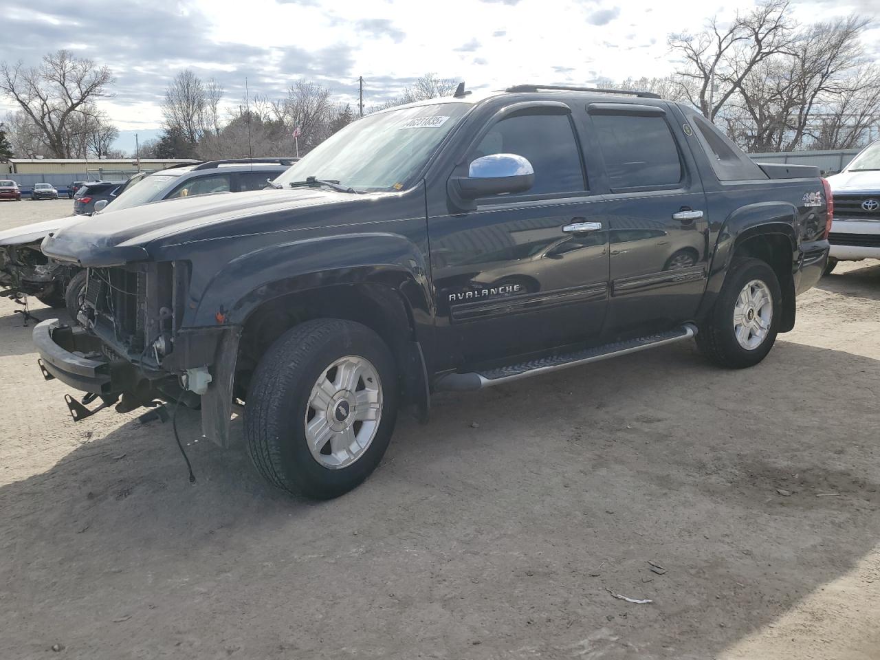 CHEVROLET AVALANCHE 2011