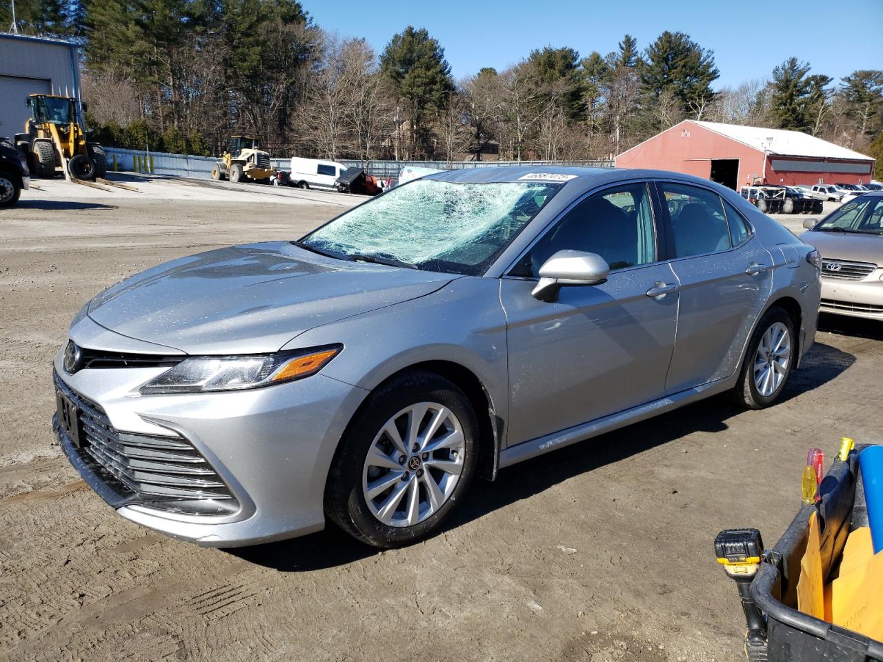 TOYOTA CAMRY LE 2024