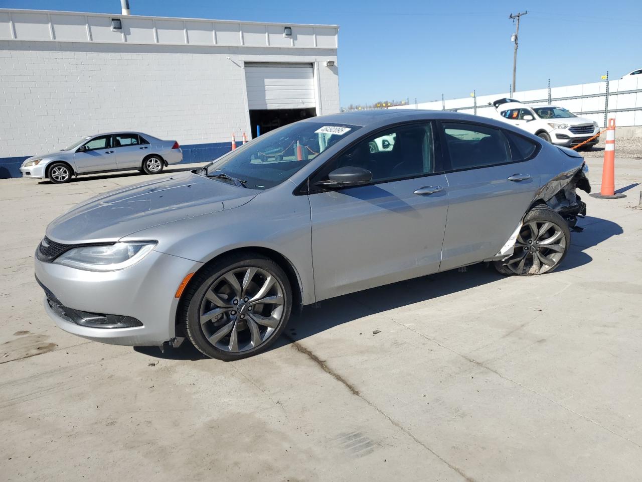 CHRYSLER 200 S 2015