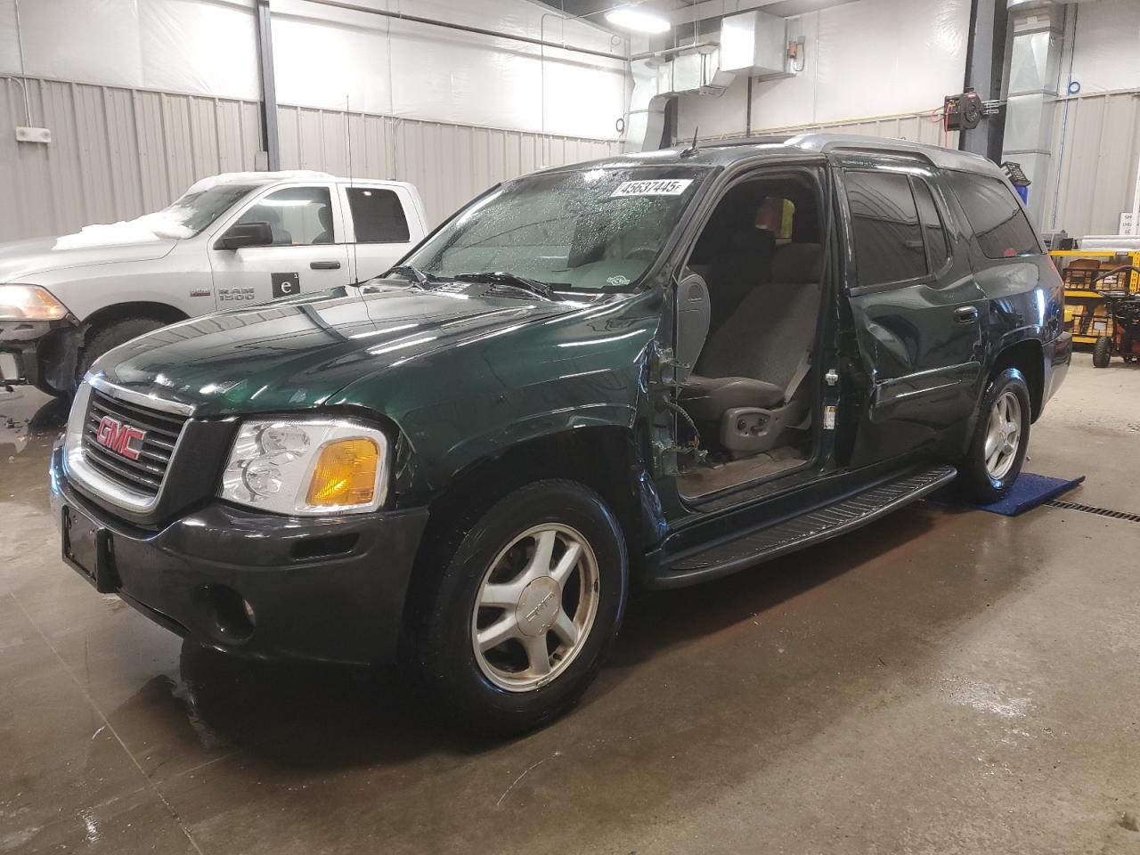 GMC ENVOY XUV 2004