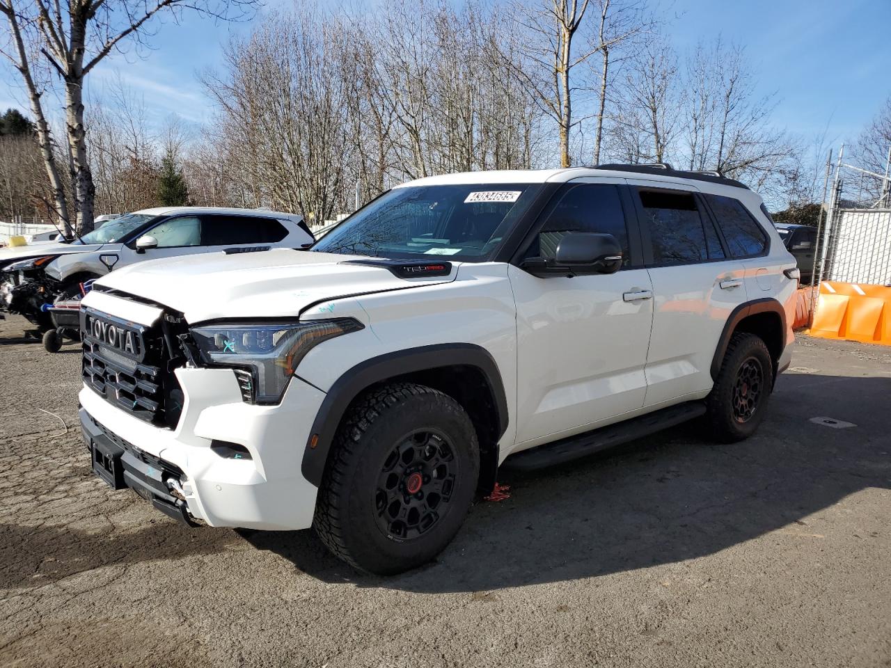 TOYOTA SEQUOIA SR 2024