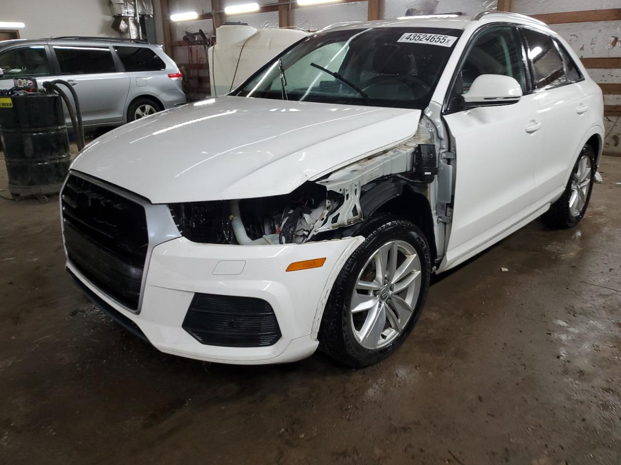 AUDI Q3 PREMIUM 2017
