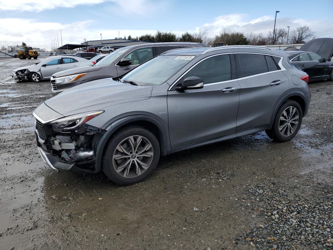 INFINITI QX30 BASE 2017