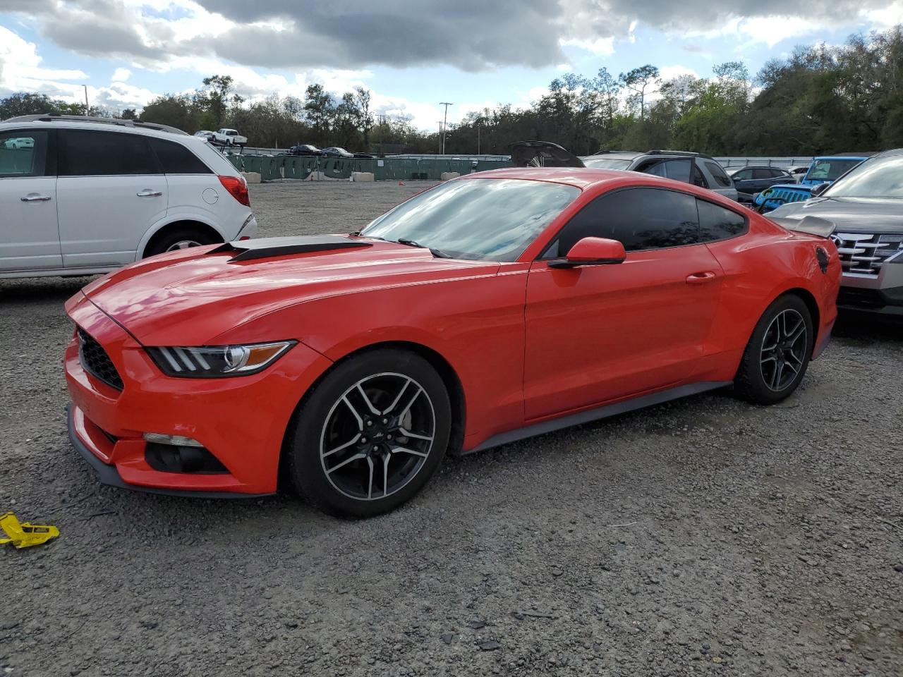 FORD MUSTANG 2015