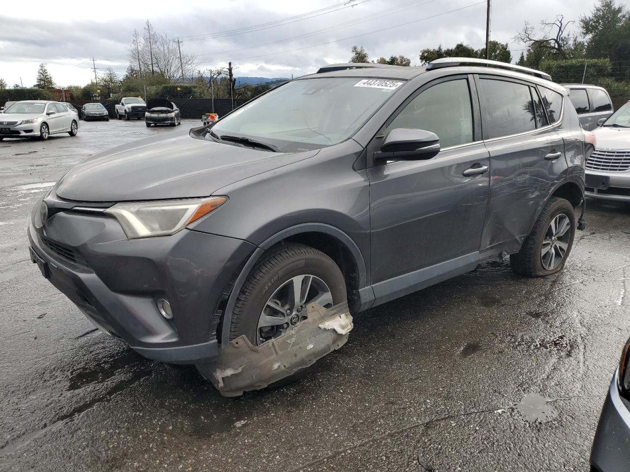 TOYOTA RAV4 XLE 2017