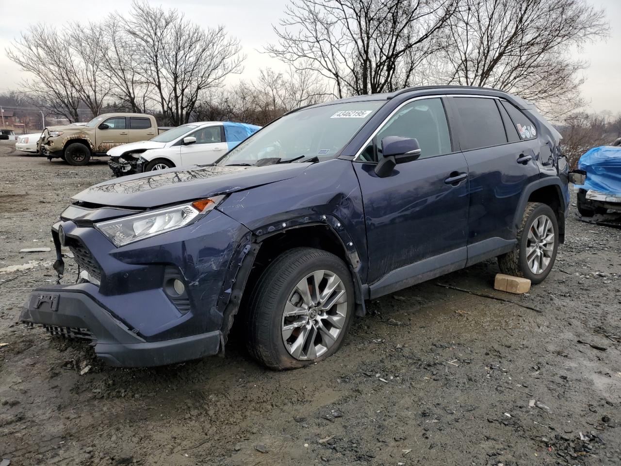 TOYOTA RAV4 XLE P 2021