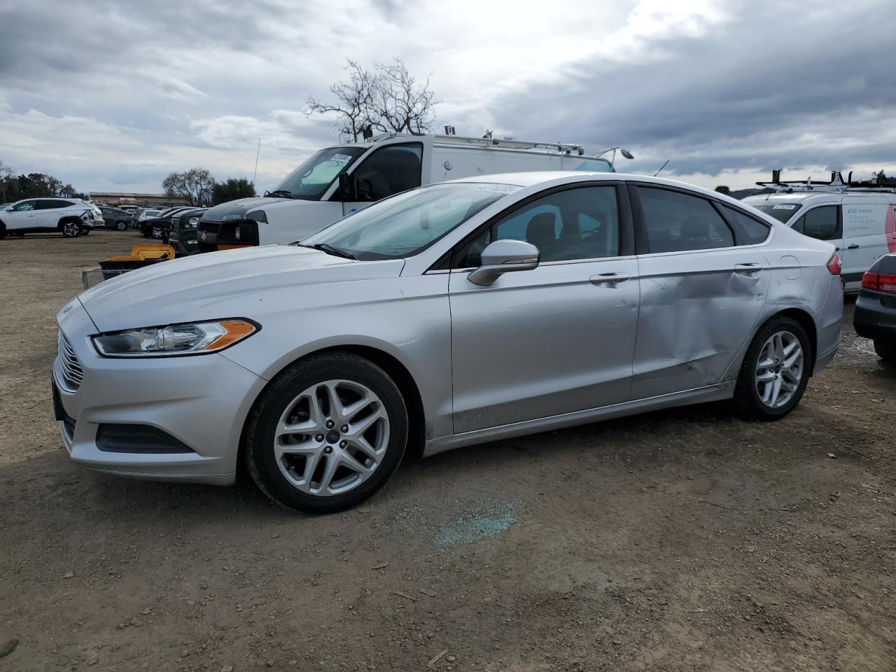 FORD FUSION SE 2016