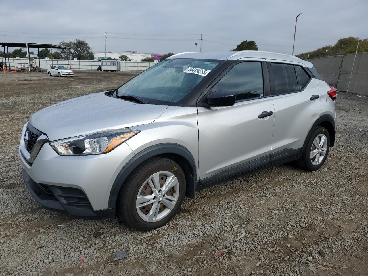 NISSAN KICKS S 2018
