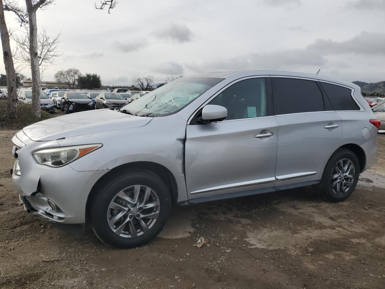 INFINITI JX35 2013