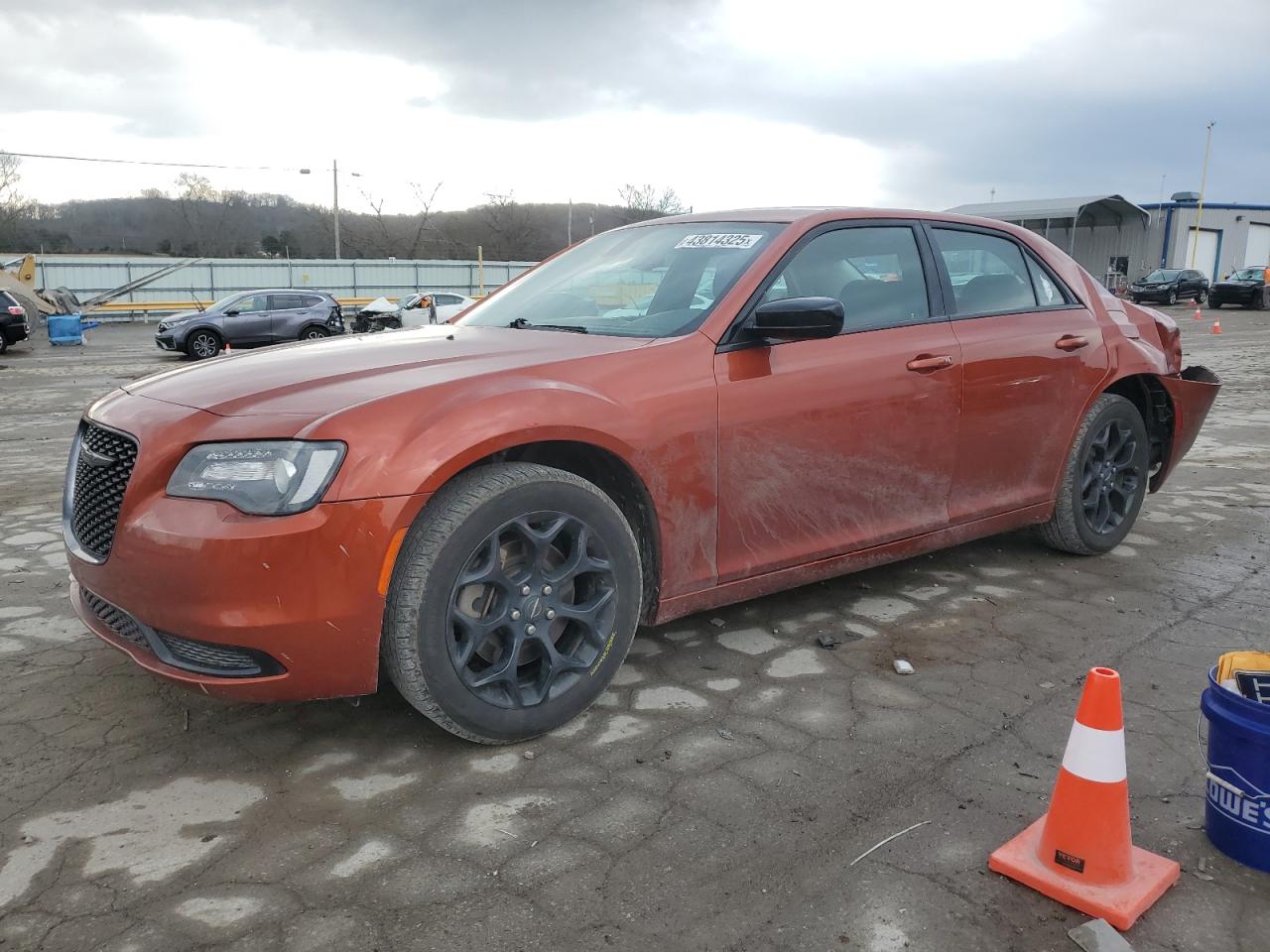 CHRYSLER 300 TOURIN 2021