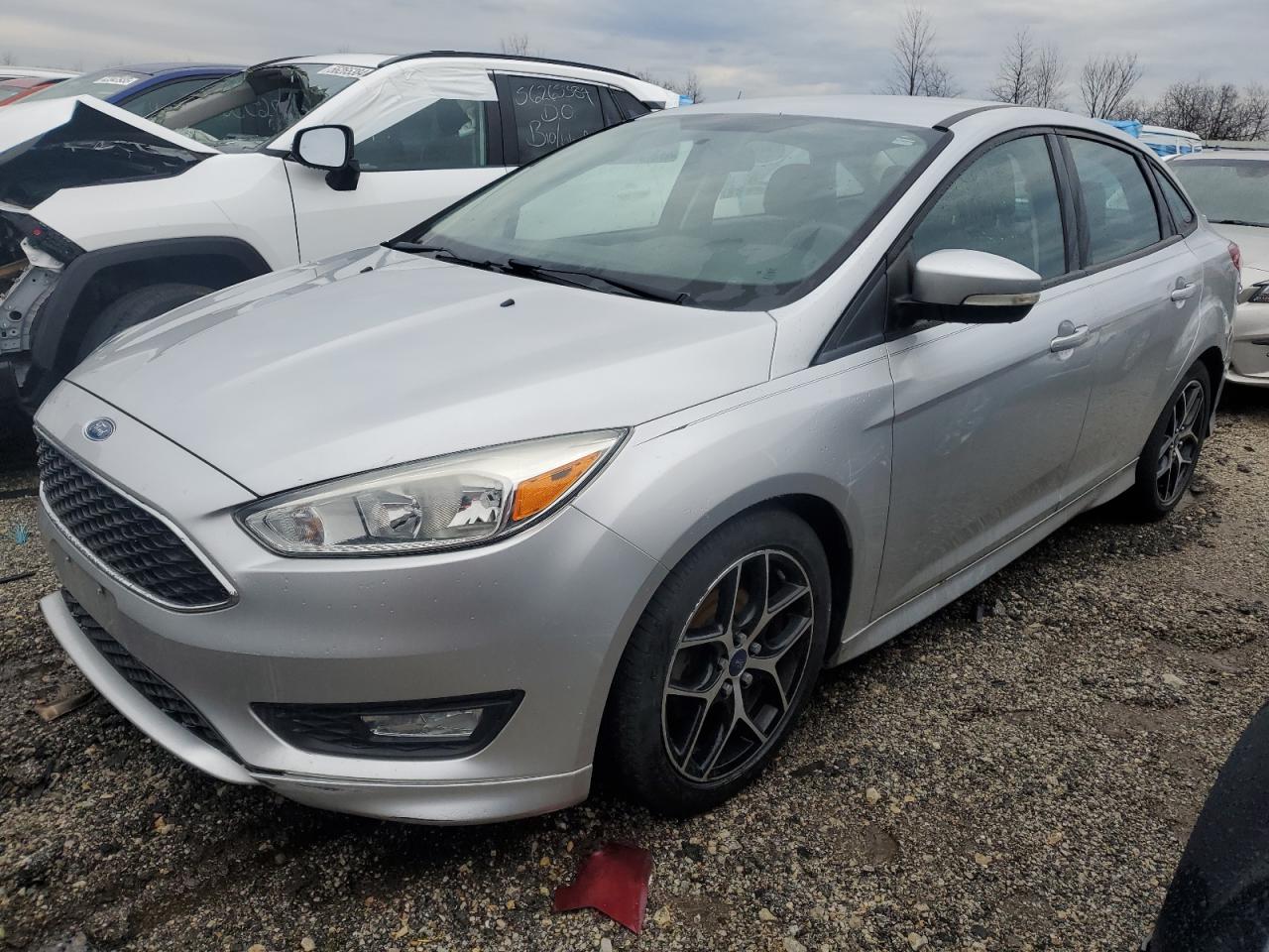 FORD FOCUS SE 2015