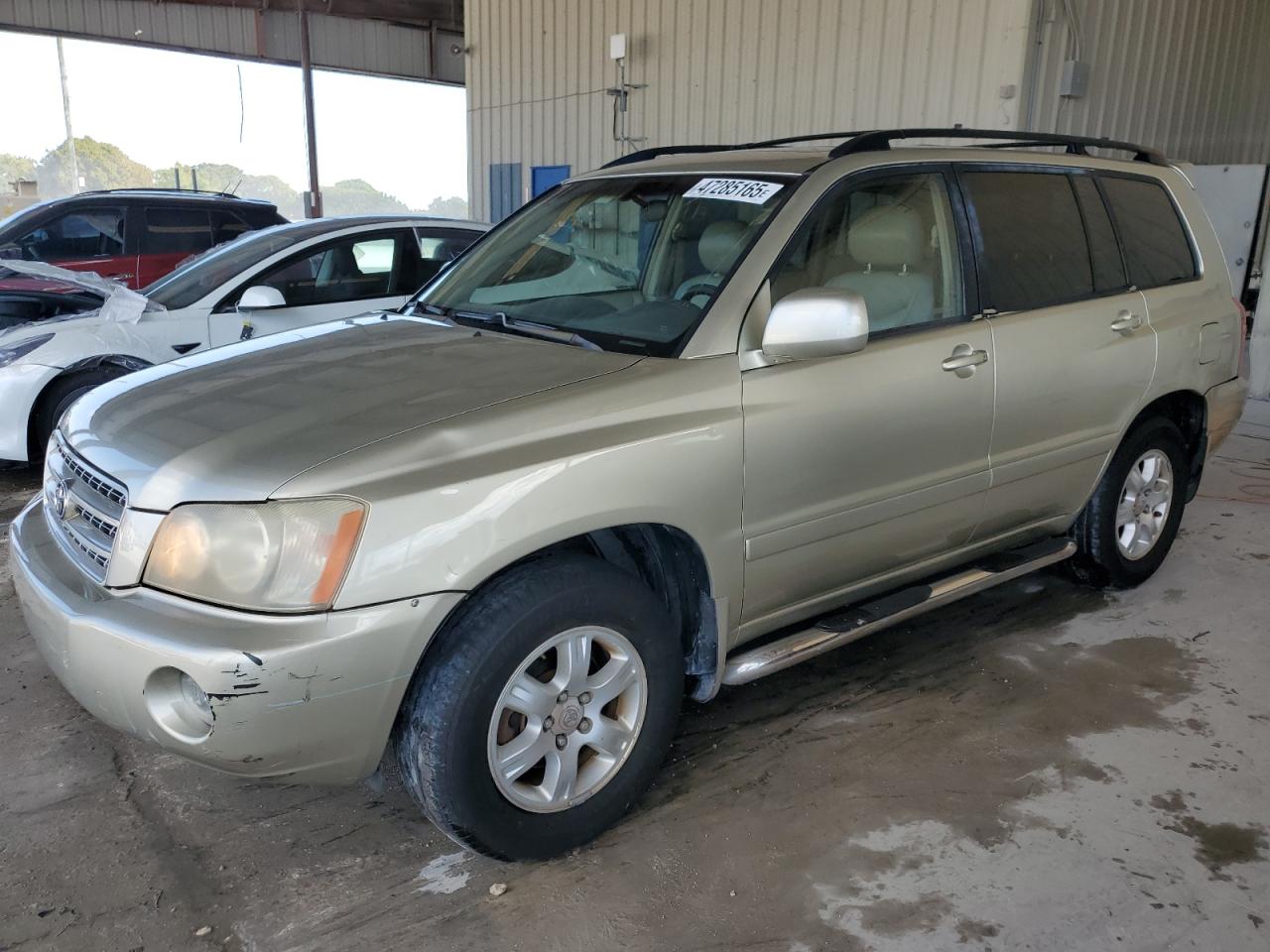 TOYOTA HIGHLANDER 2002