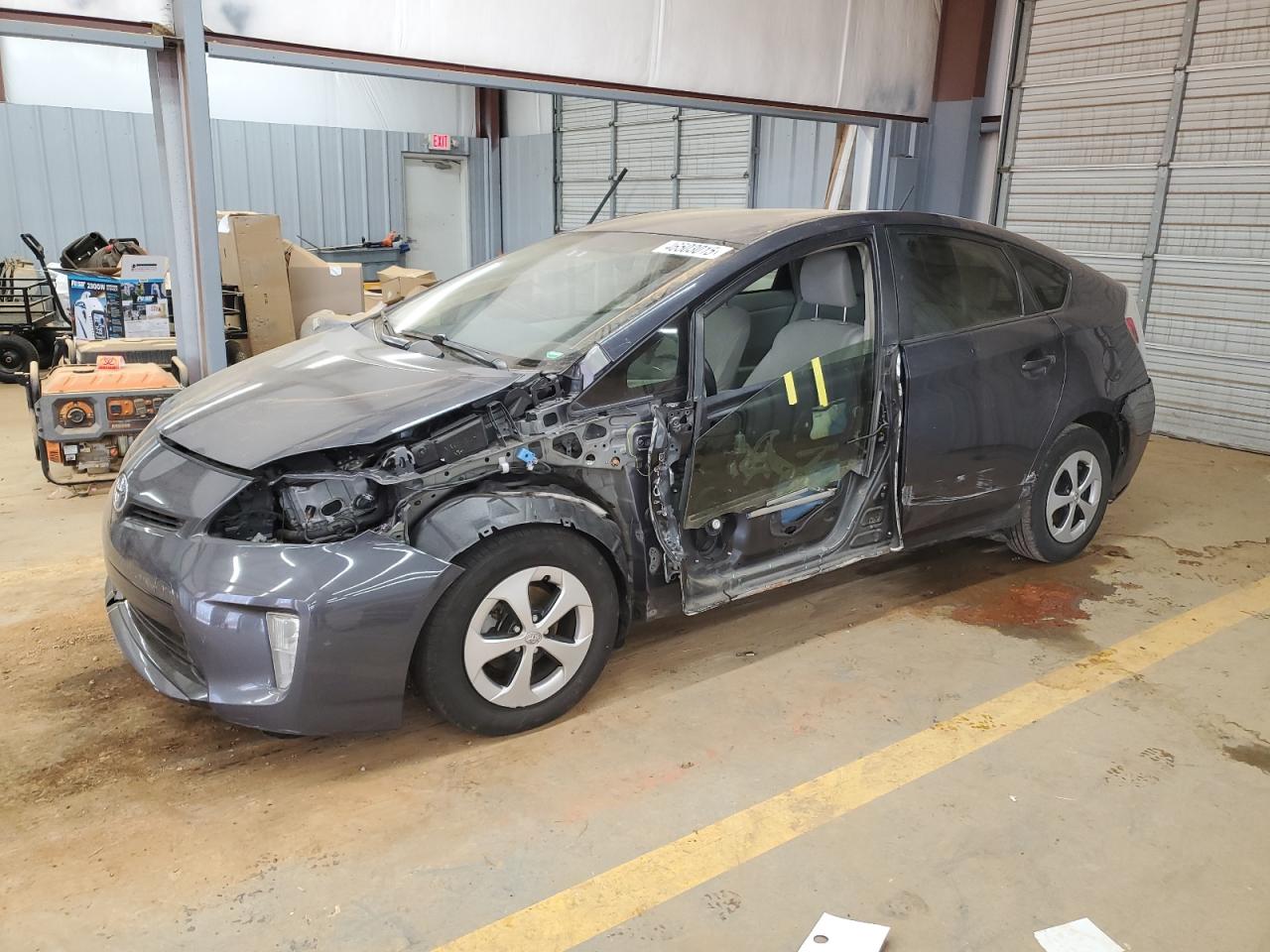 TOYOTA PRIUS 2013