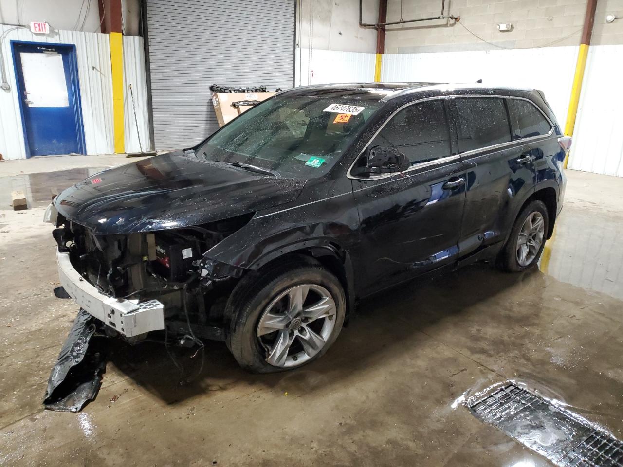 TOYOTA HIGHLANDER 2015