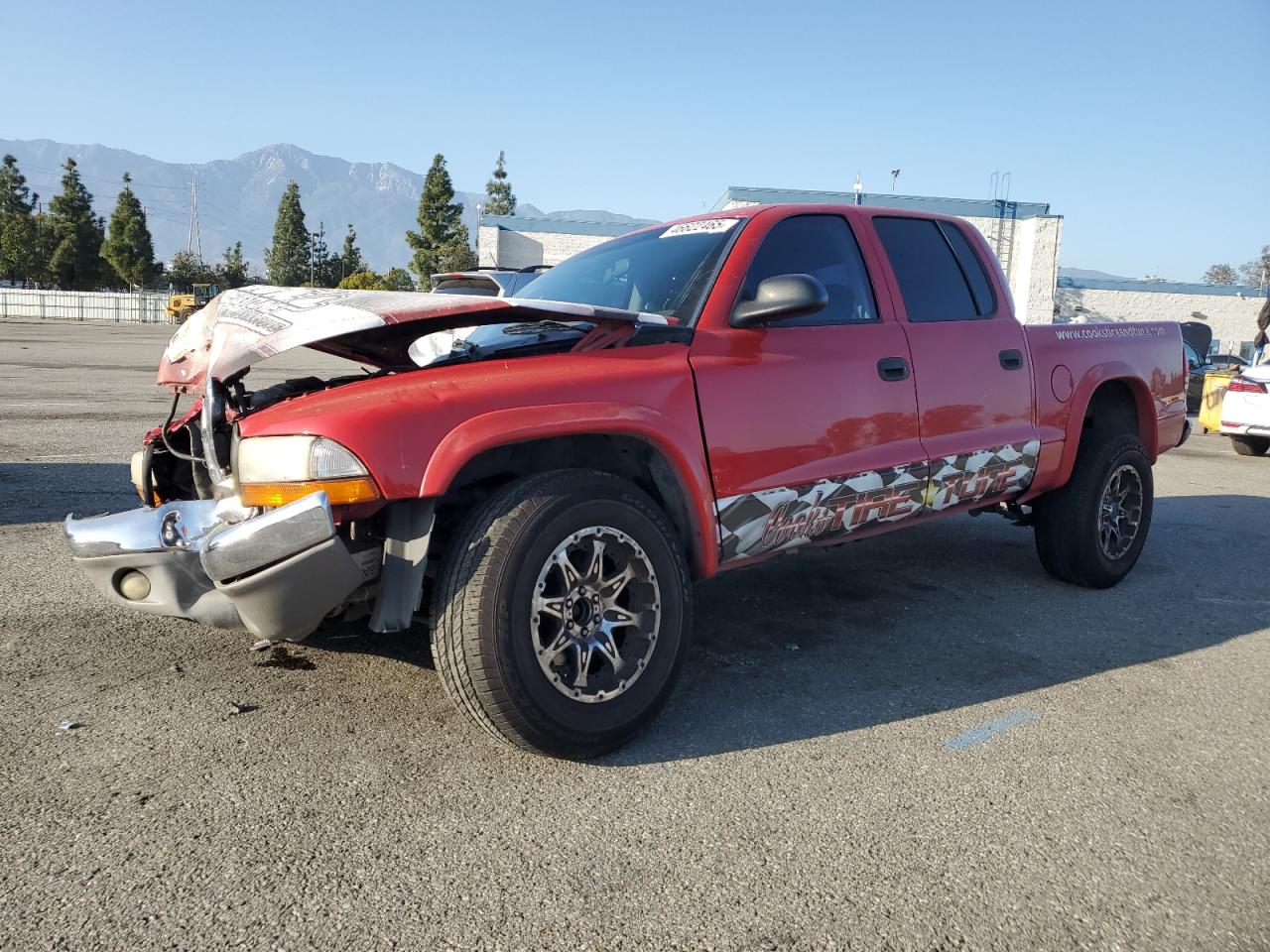 DODGE DAKOTA QUA 2004