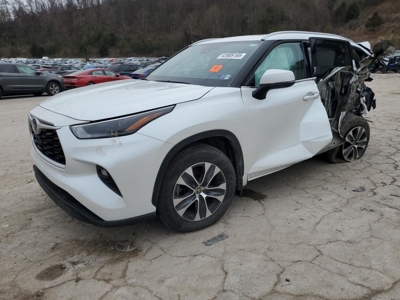 TOYOTA HIGHLANDER 2022