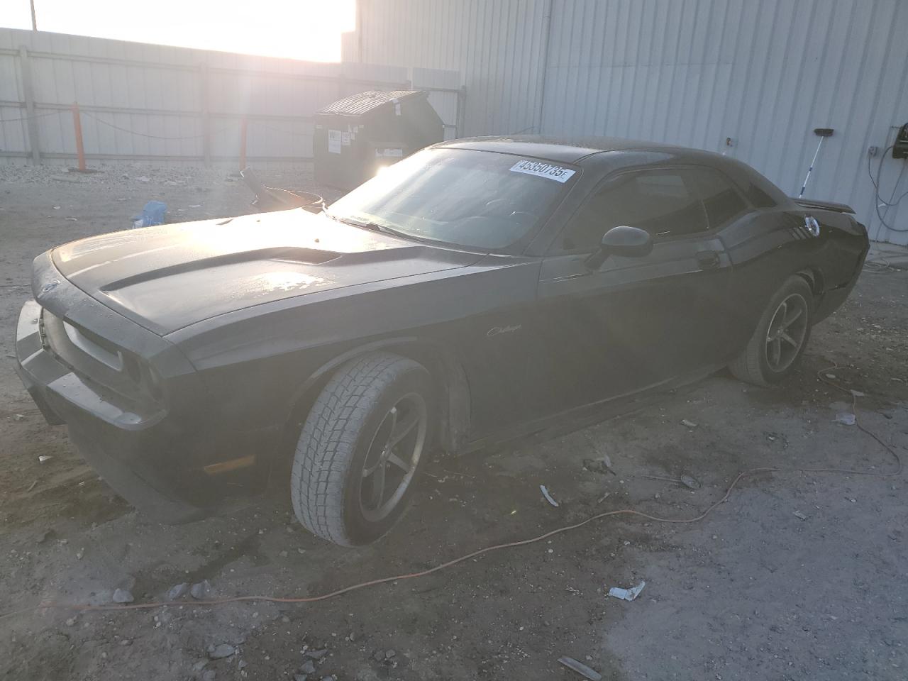 DODGE CHALLENGER 2010