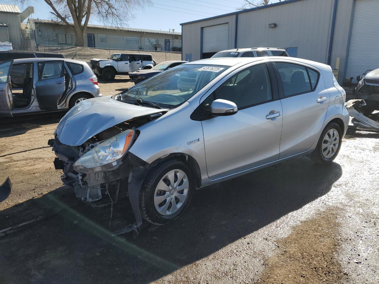 TOYOTA PRIUS C 2014