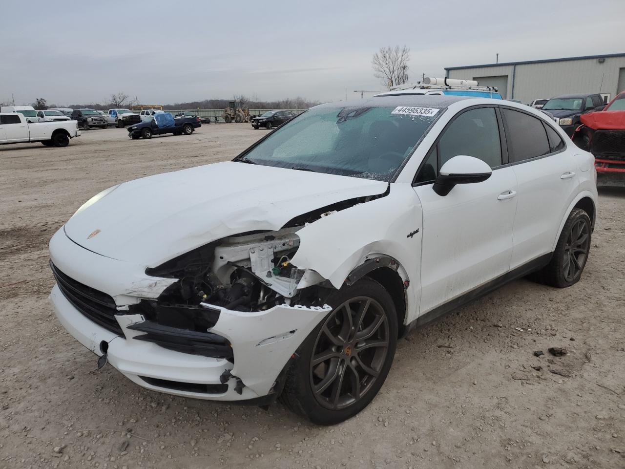 PORSCHE CAYENNE E 2021