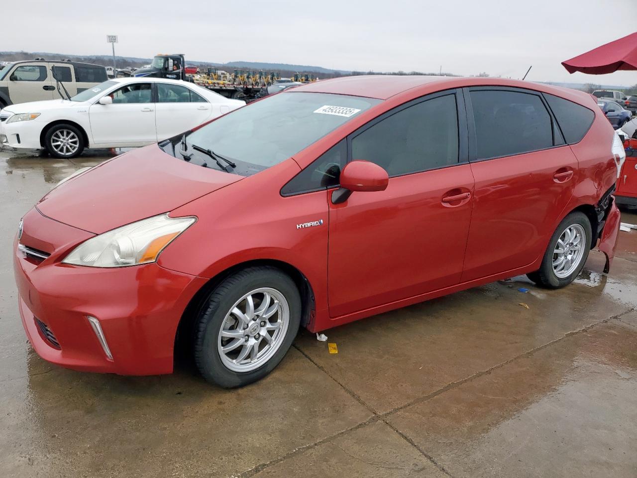 TOYOTA PRIUS V 2014
