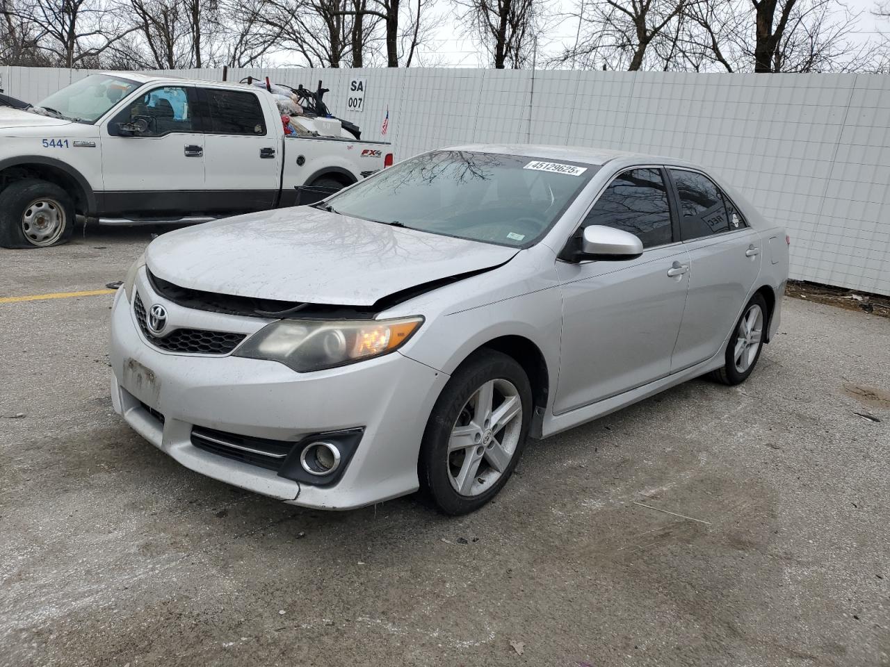TOYOTA CAMRY BASE 2012
