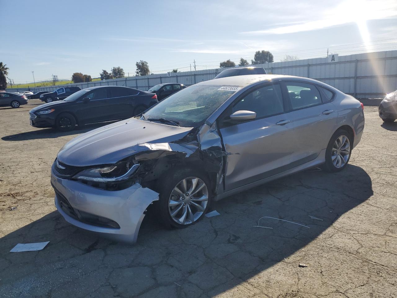 CHRYSLER 200 2015