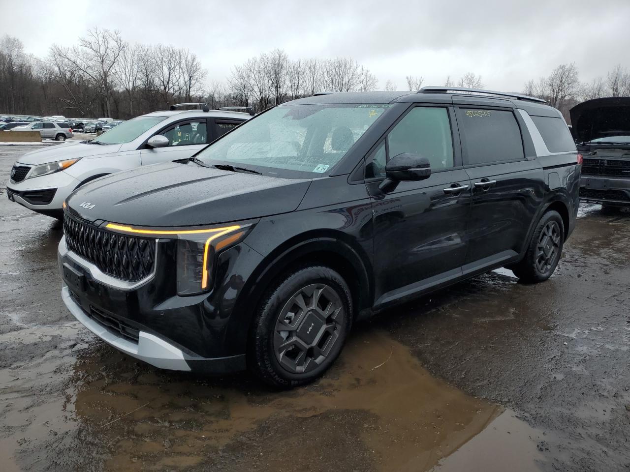 KIA CARNIVAL E 2025