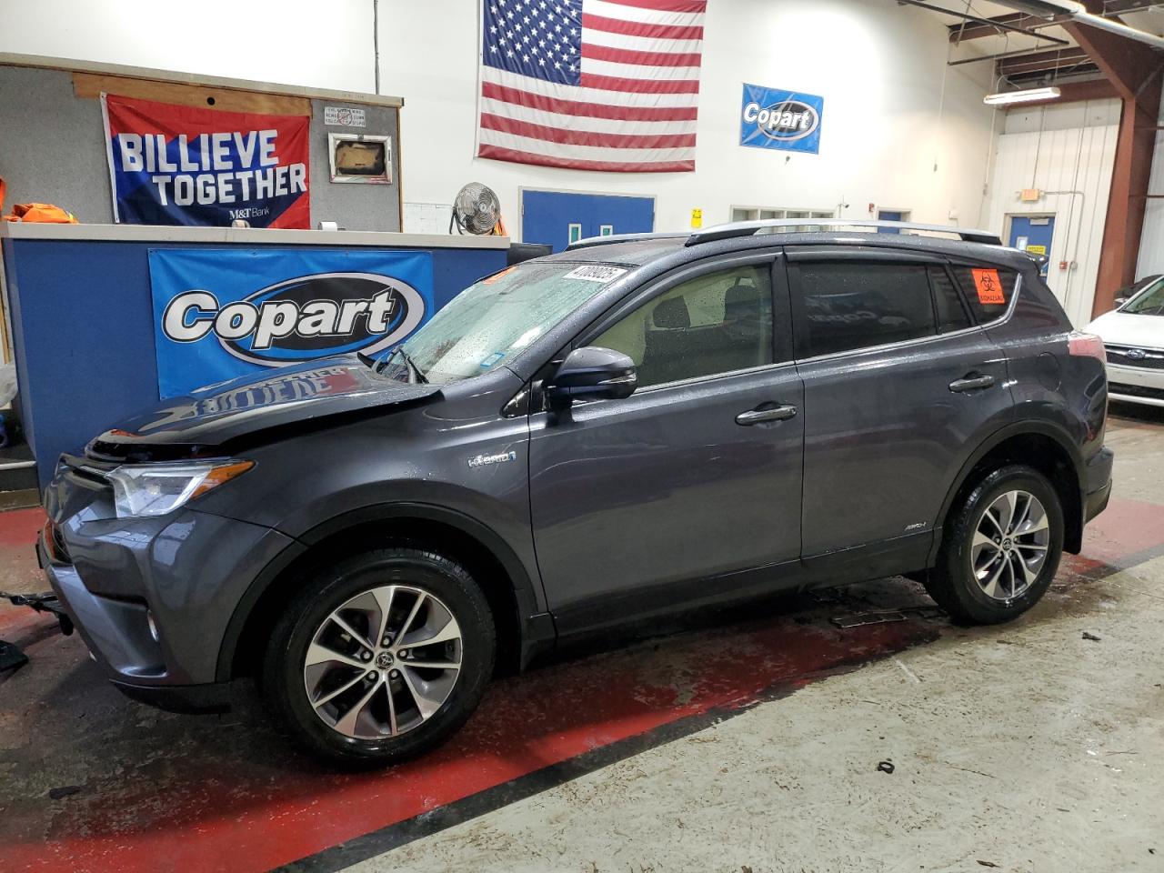 TOYOTA RAV4 HV LE 2017