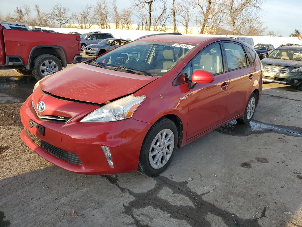 TOYOTA PRIUS V 2014