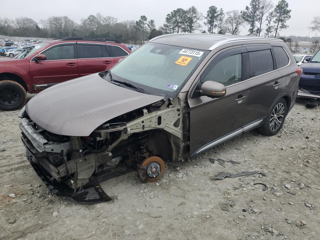 MITSUBISHI OUTLANDER 2017