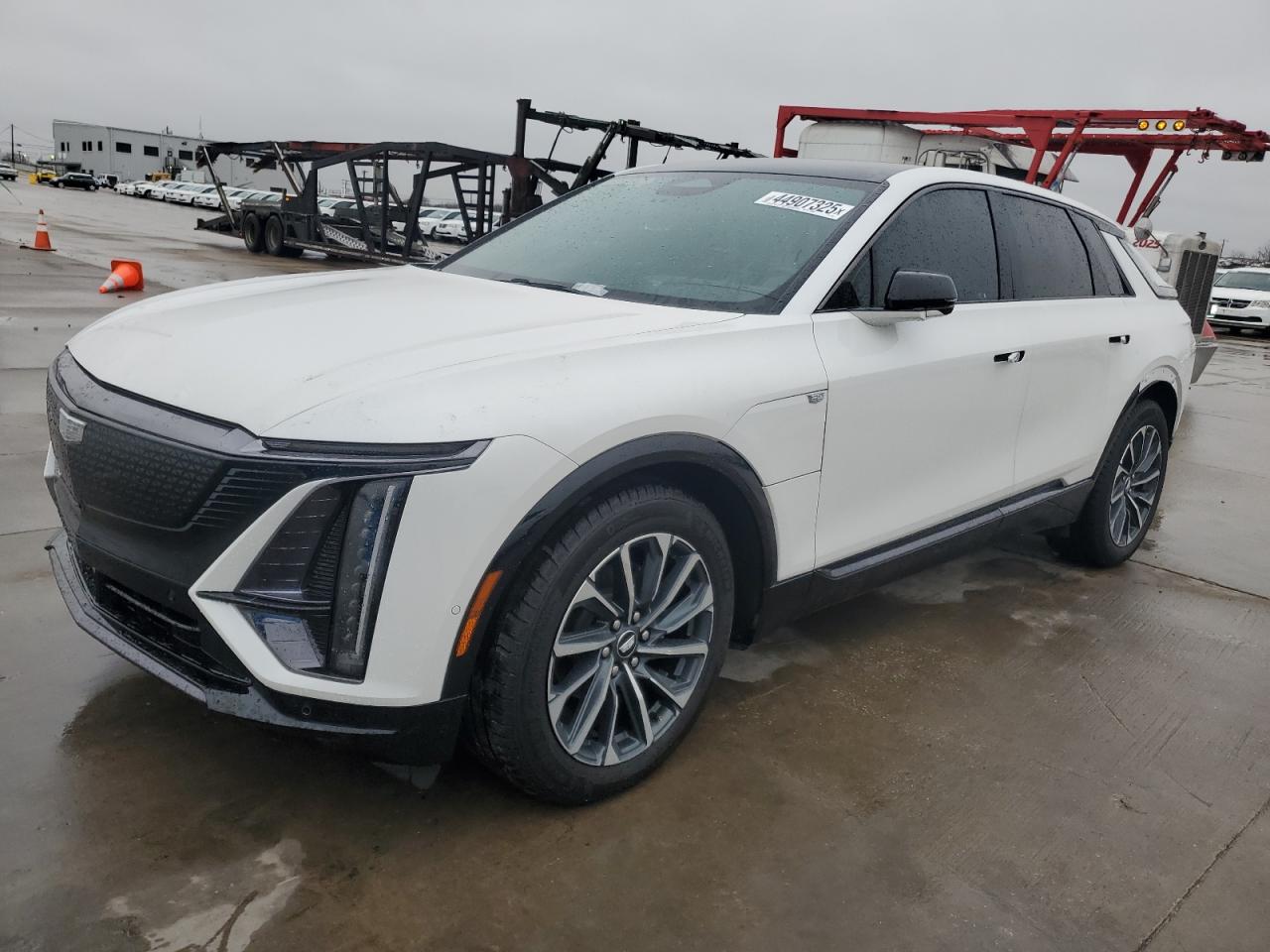 CADILLAC LYRIQ SPOR 2024