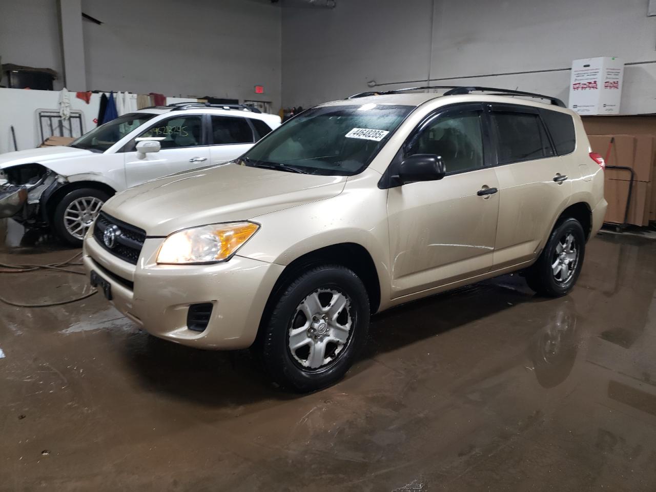 TOYOTA RAV4 2011