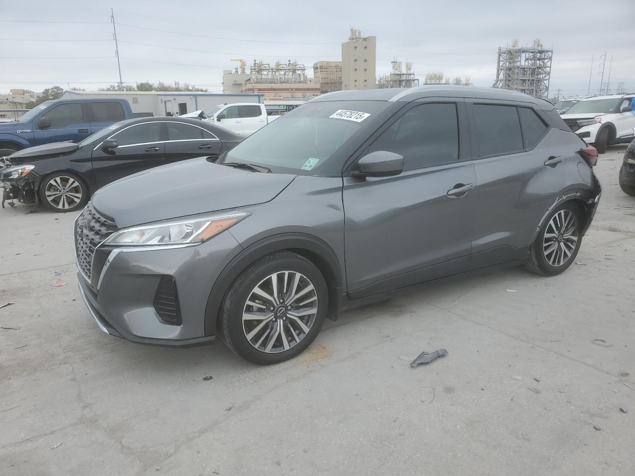 NISSAN KICKS SV 2022