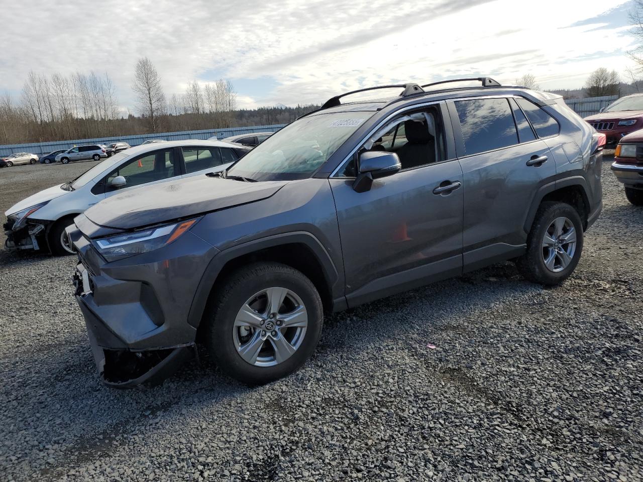 TOYOTA RAV4 XLE 2023