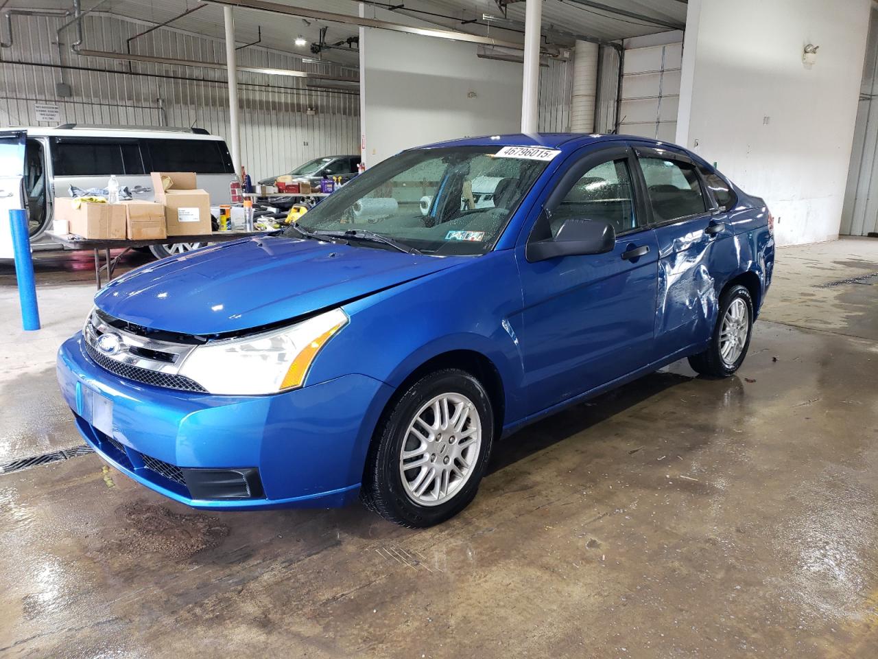 FORD FOCUS SE 2010