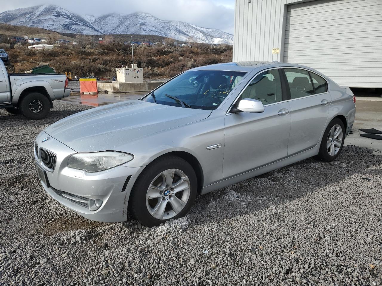 BMW 528 XI 2013
