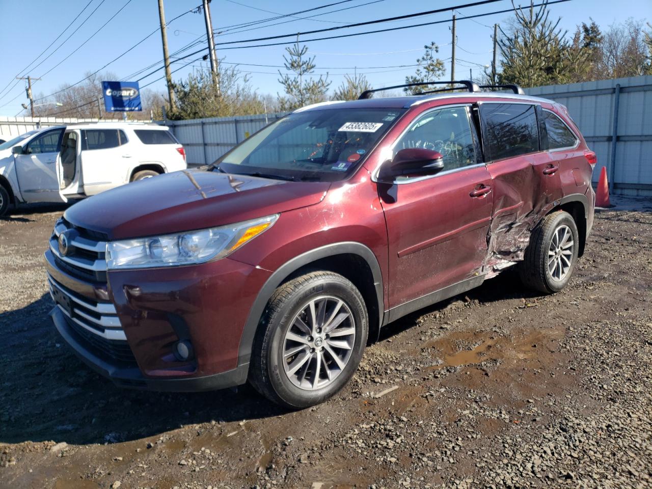 TOYOTA HIGHLANDER 2019