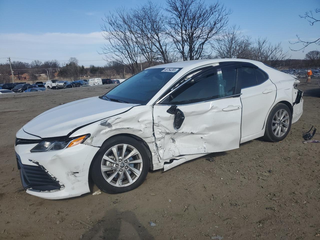 TOYOTA CAMRY LE 2022