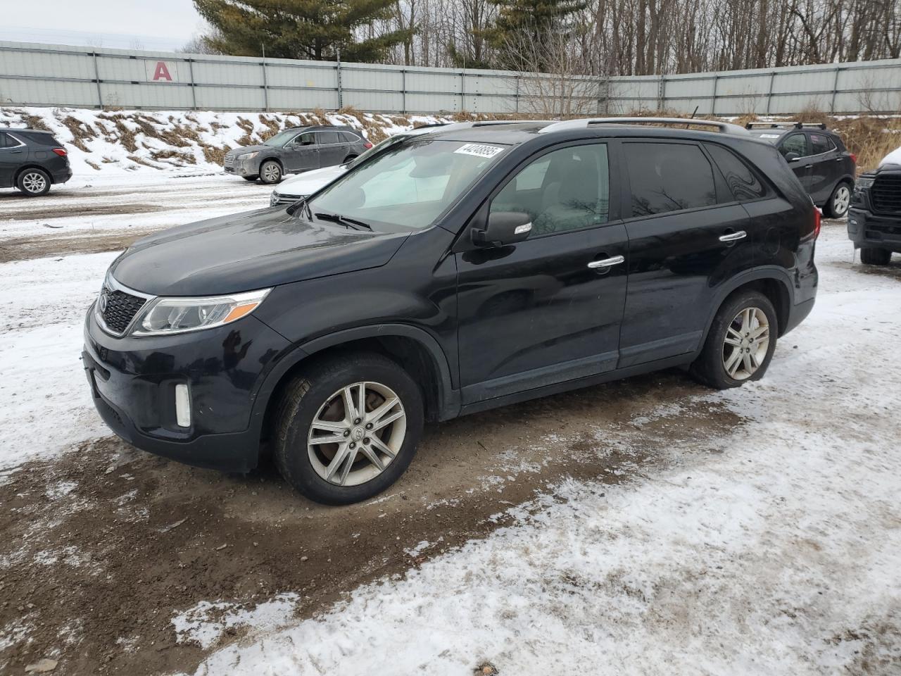 KIA SORENTO LX 2014