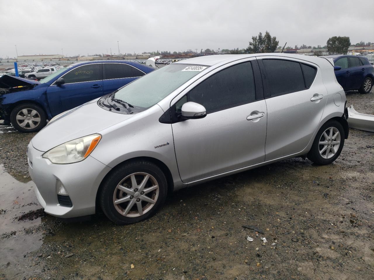TOYOTA PRIUS C 2012