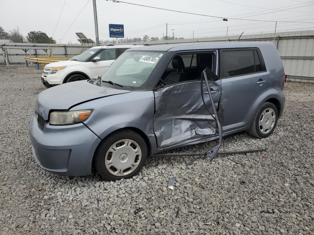TOYOTA SCION XB 2009