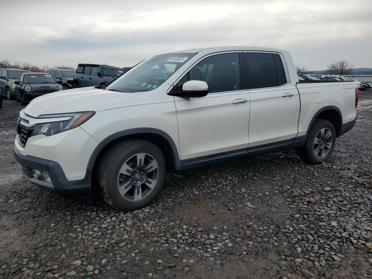 HONDA RIDGELINE 2017