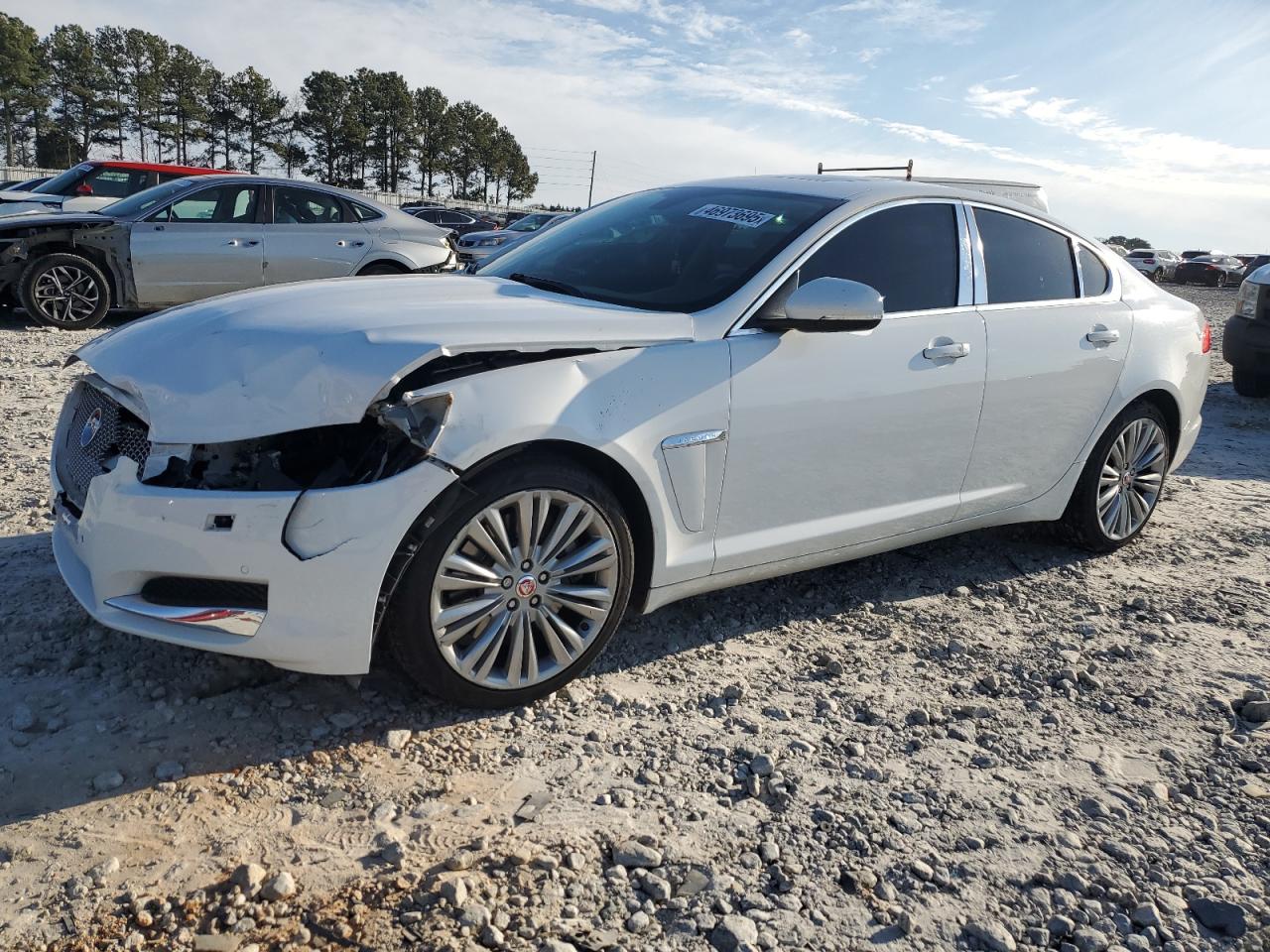 JAGUAR XF 2.0T PR 2015