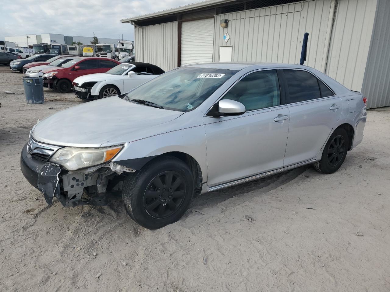 TOYOTA CAMRY L 2014