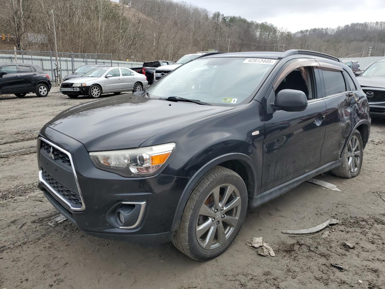 MITSUBISHI OUTLANDER 2013