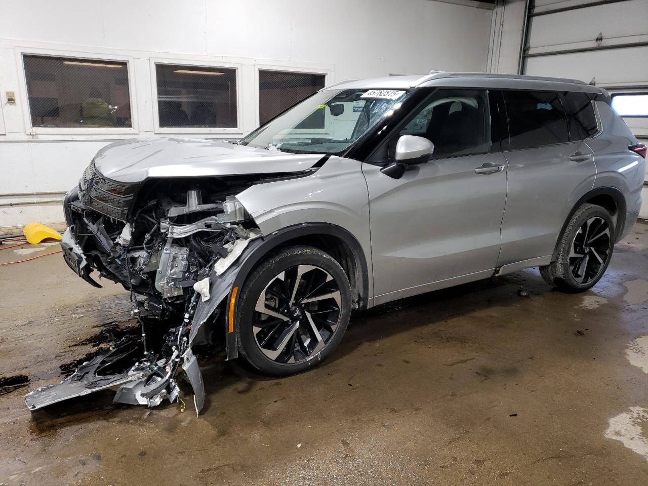 MITSUBISHI OUTLANDER 2024