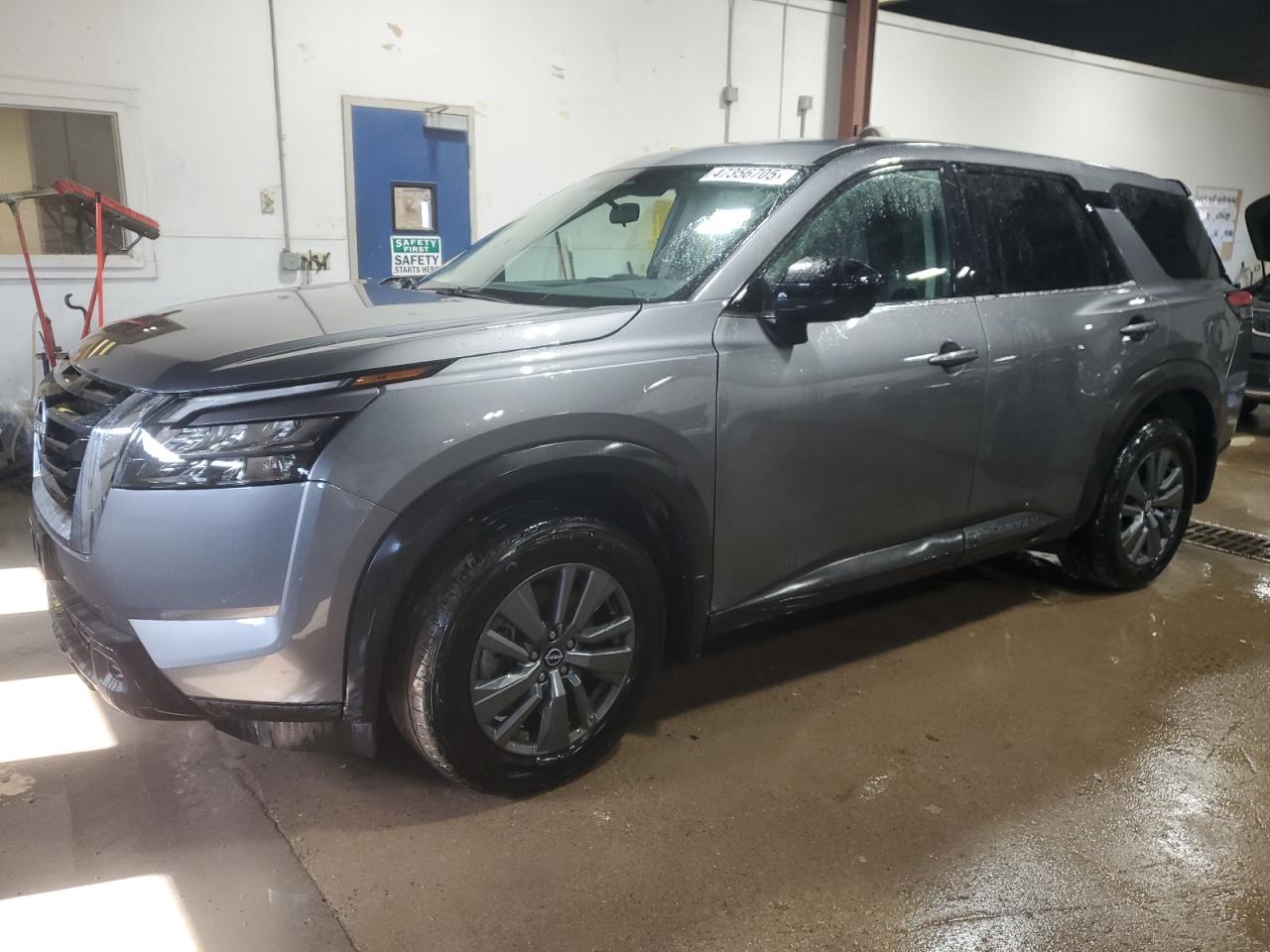 NISSAN PATHFINDER 2023