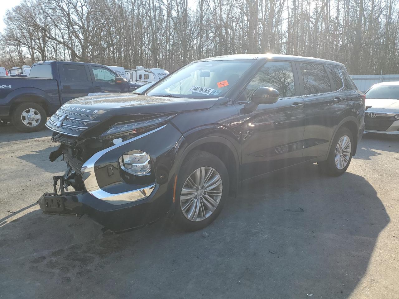 MITSUBISHI OUTLANDER 2024