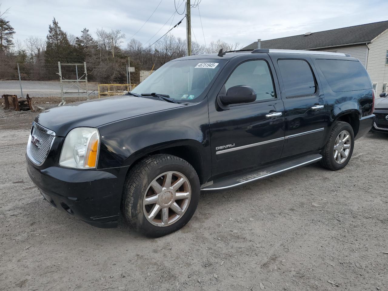 GMC YUKON XL D 2010